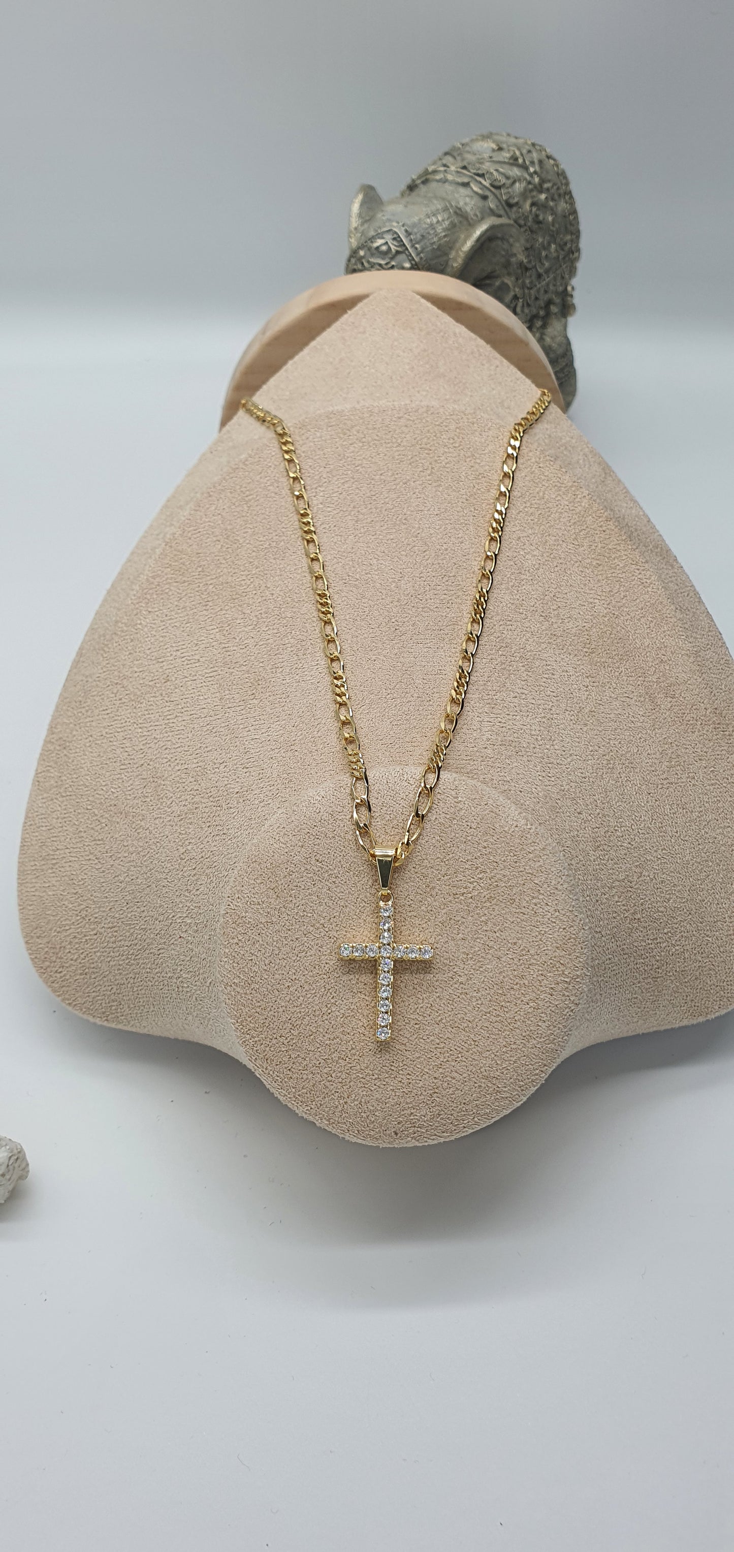 Cadena 3×3 Dama 45 cm + Cruz Circonias