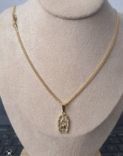 Cargar imagen en el visor de la galería, Cadena Continua 45cm + Colgante Virgen Guadalupe