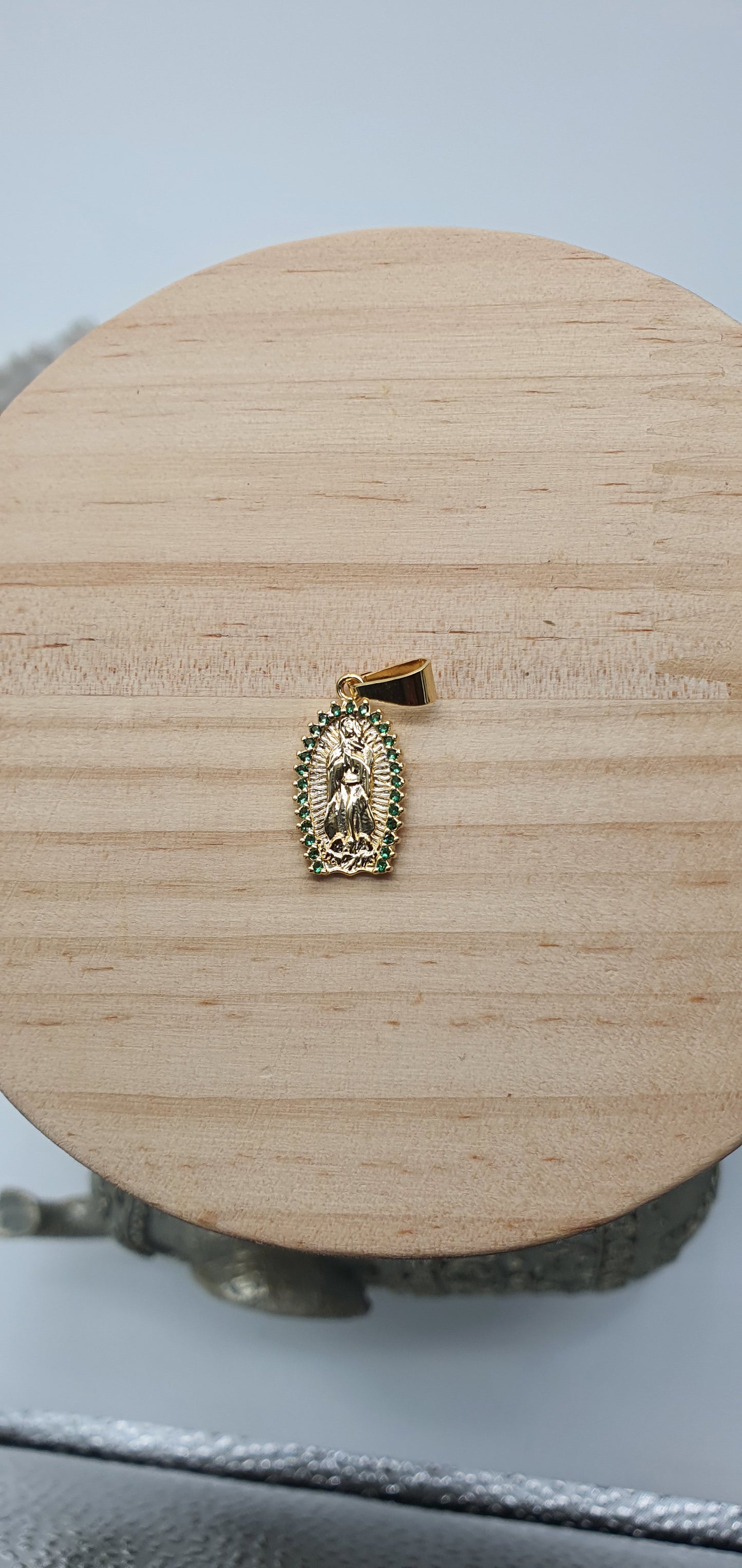 Virgen Circon de Colores