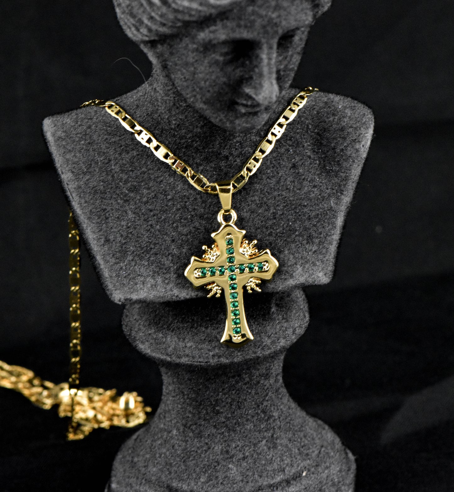 Cadena Cubana Plana en H 60cms + Colgante Cruz Sagrada Circonia Verde